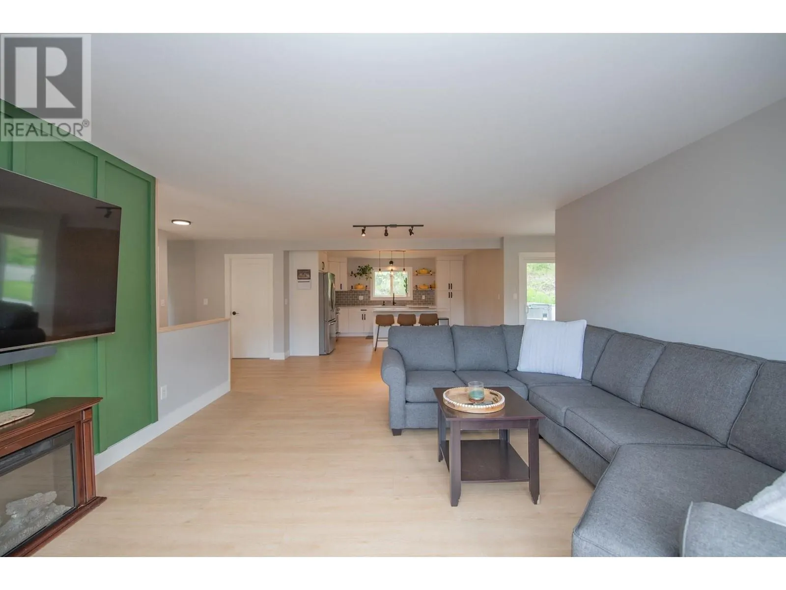 2224 Linea Crescent