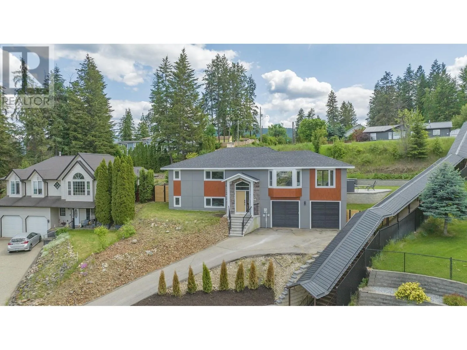 2224 Linea Crescent