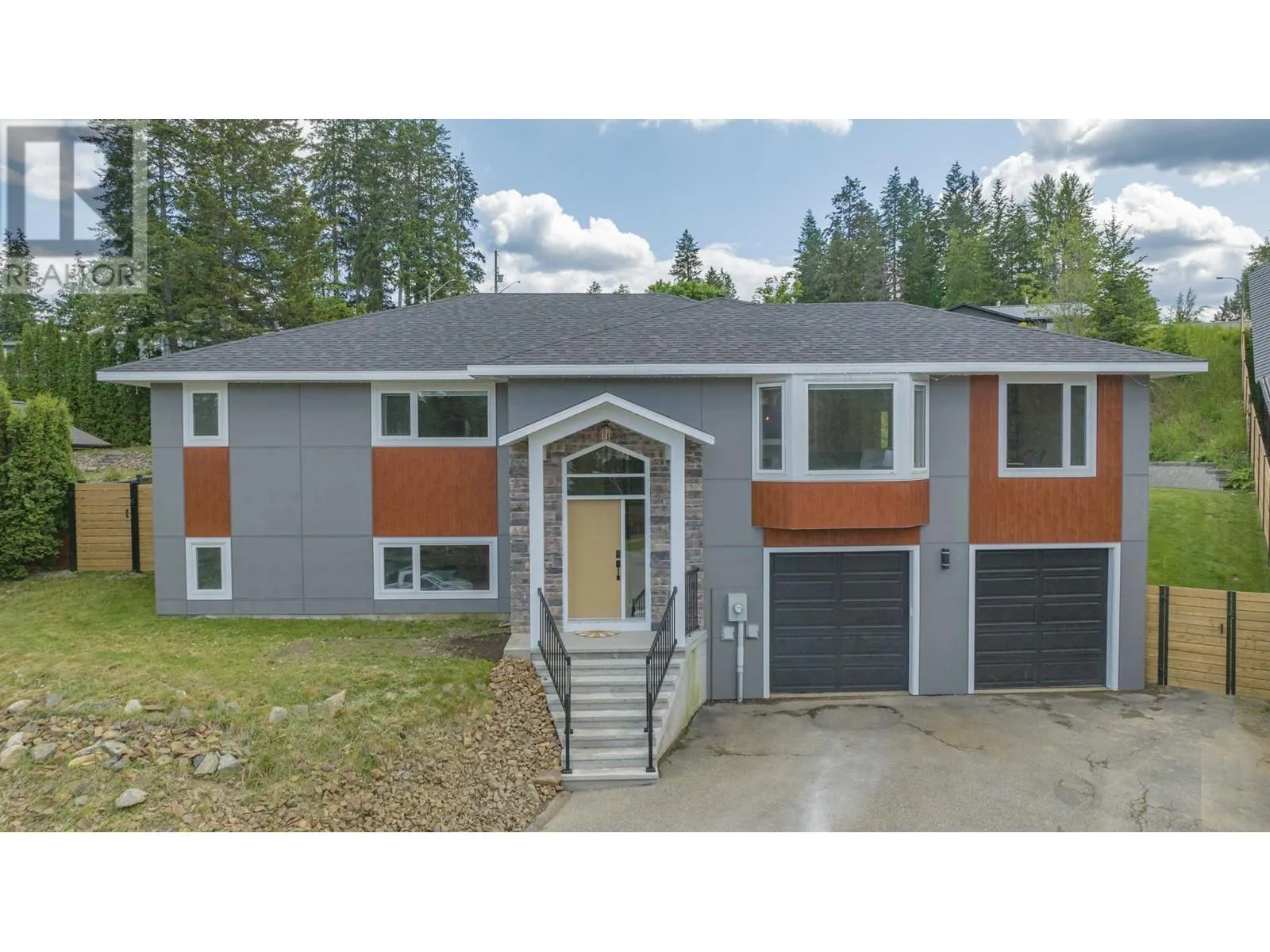 2224 Linea Crescent