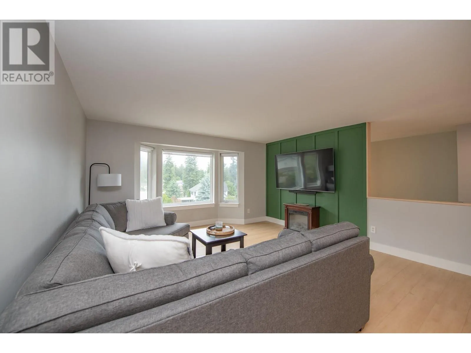 2224 Linea Crescent