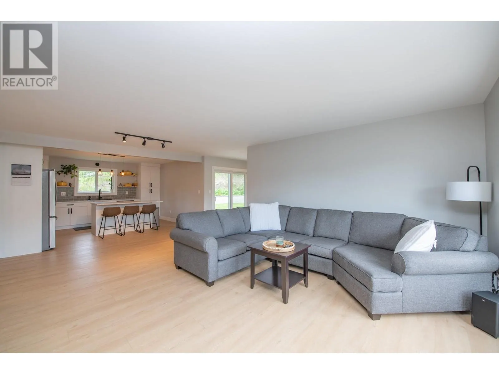 2224 Linea Crescent