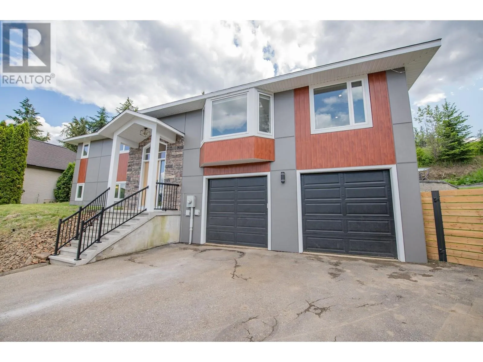 2224 Linea Crescent