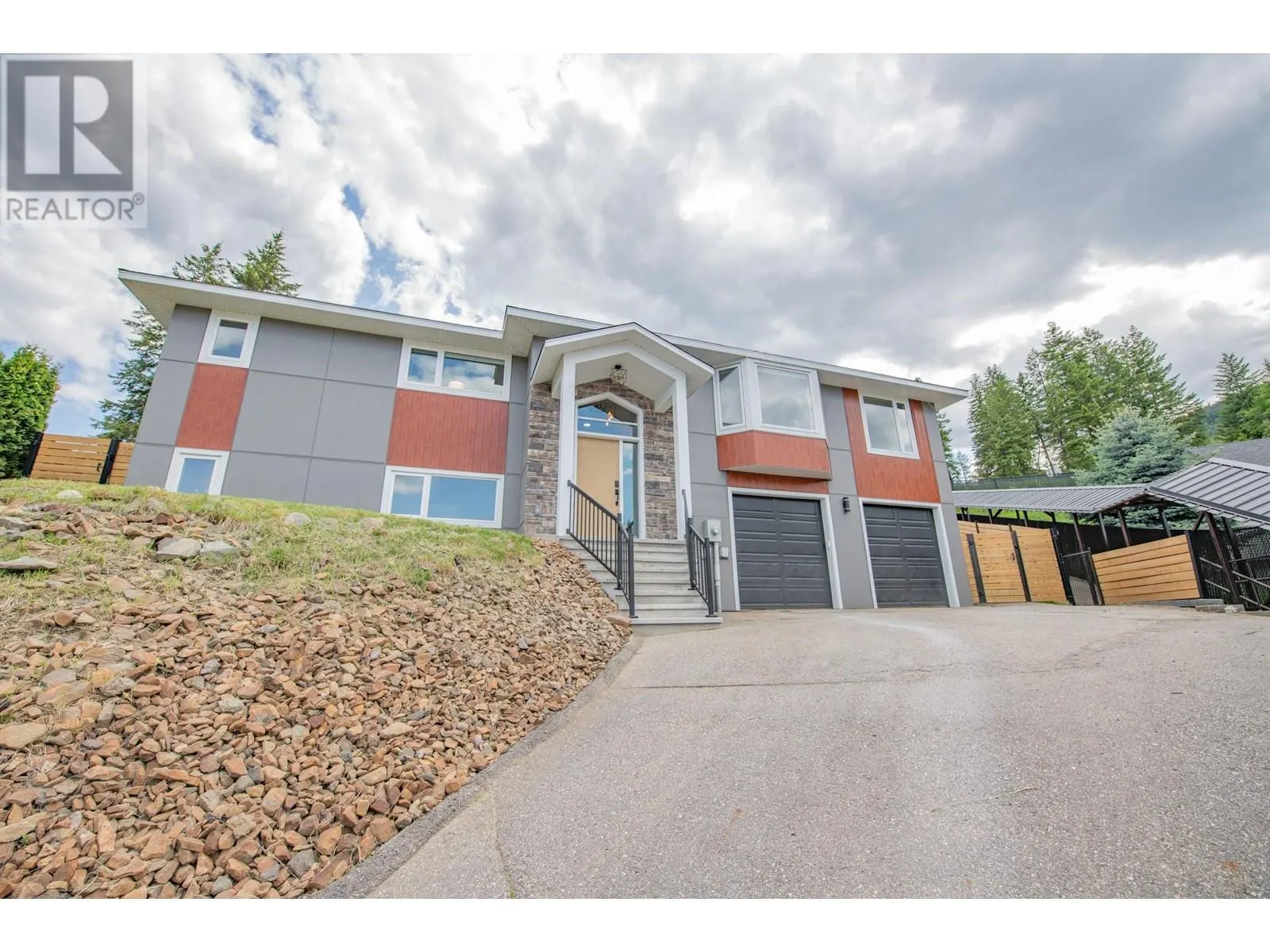 2224 Linea Crescent
