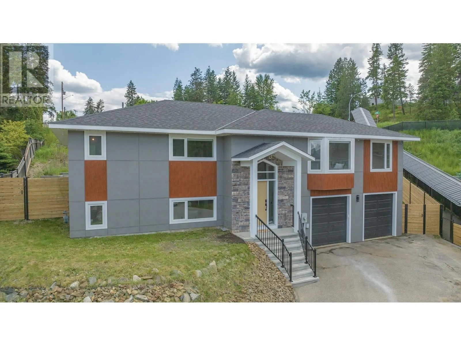 2224 Linea Crescent