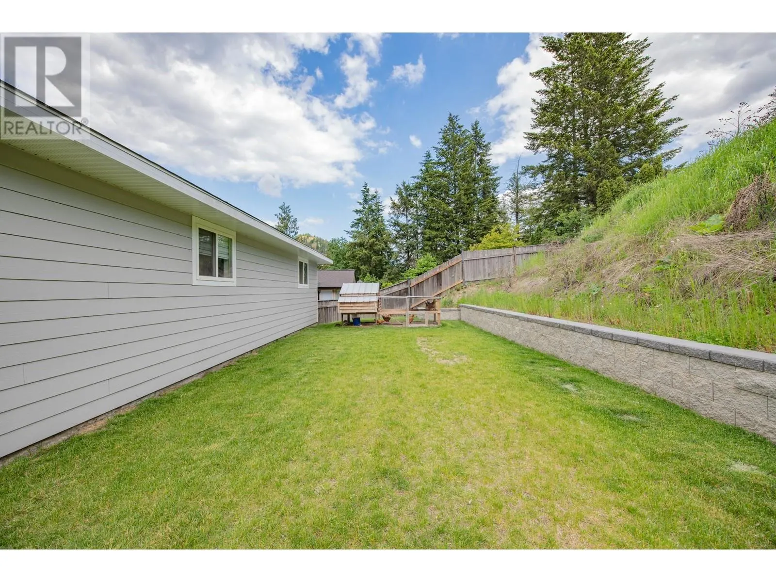 2224 Linea Crescent