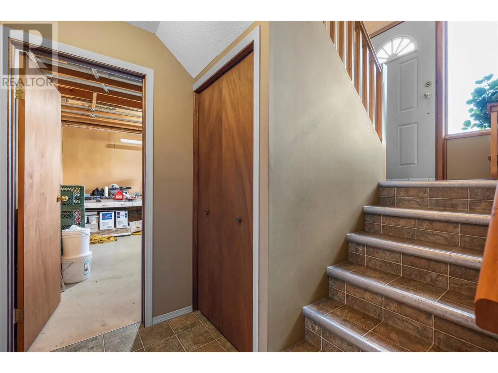 4 Preston Crescent