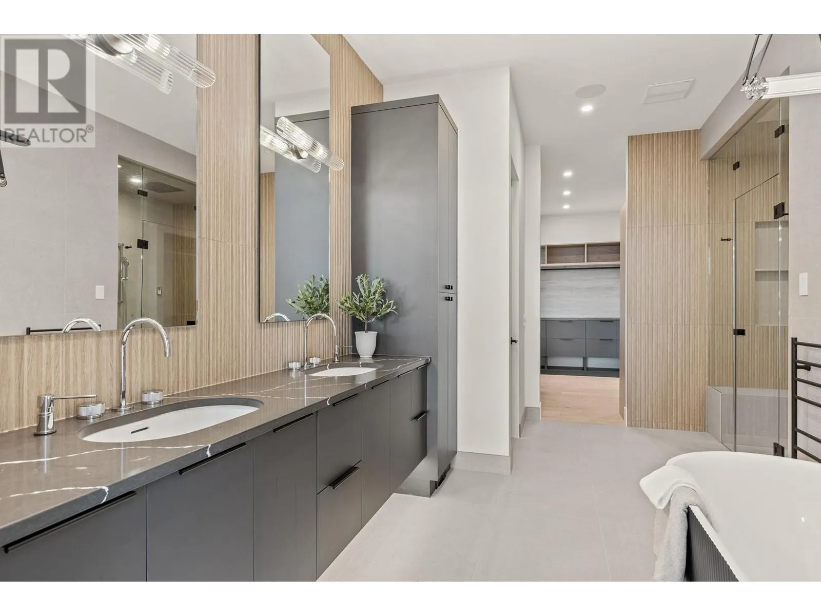 5584 Upper Mission Court