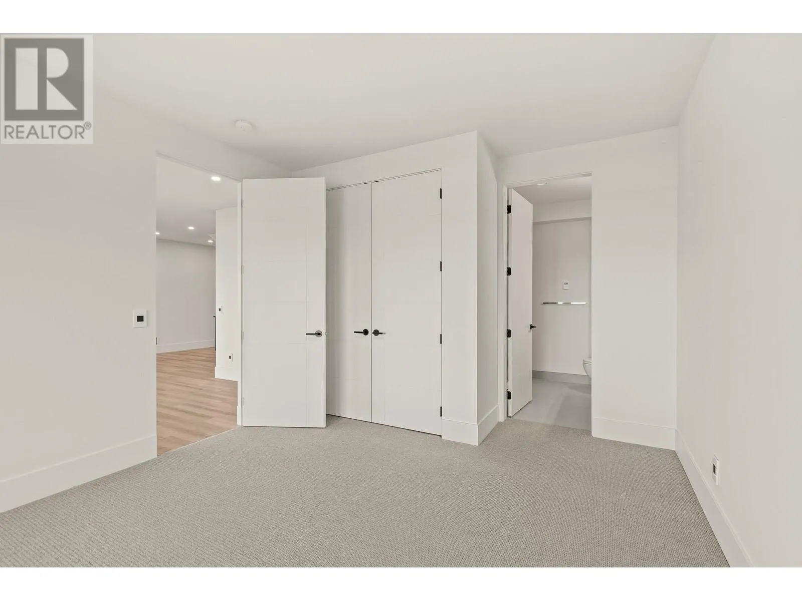 5584 Upper Mission Court