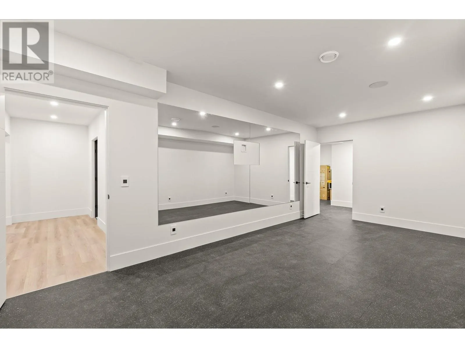 5584 Upper Mission Court