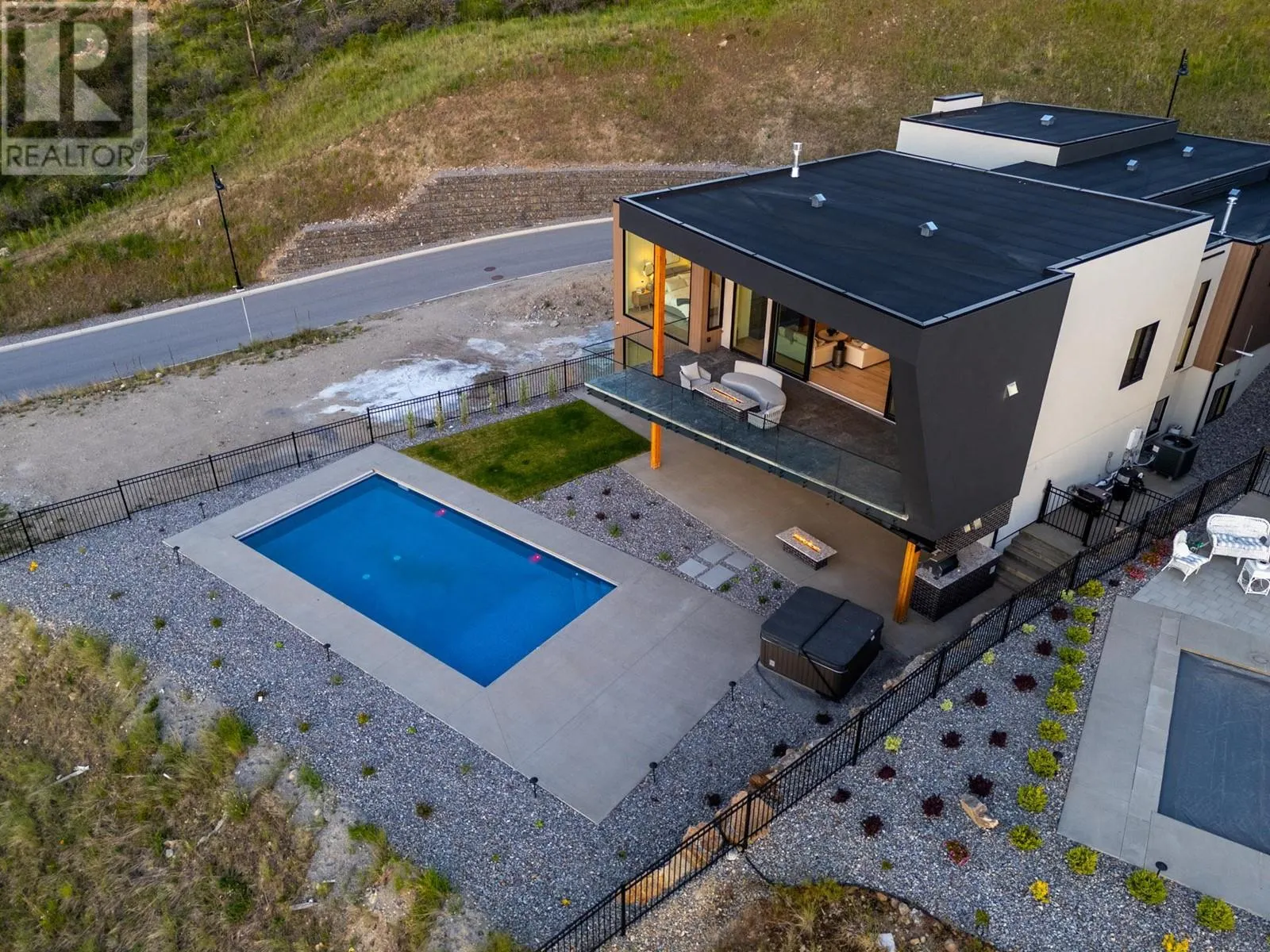5584 Upper Mission Court