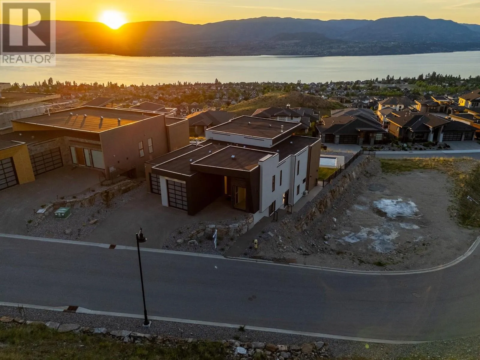 5584 Upper Mission Court