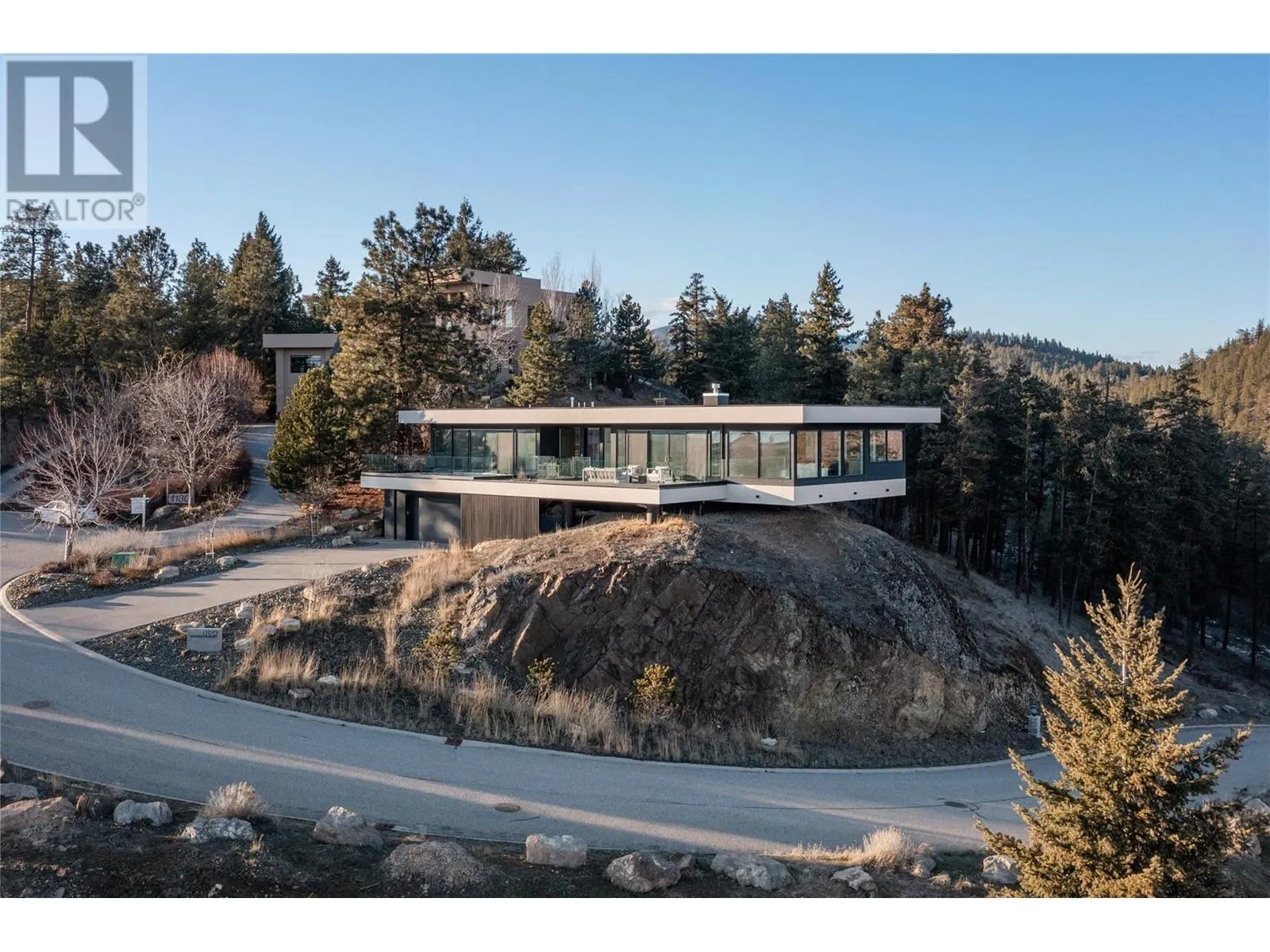 1190 Stoneypointe Court