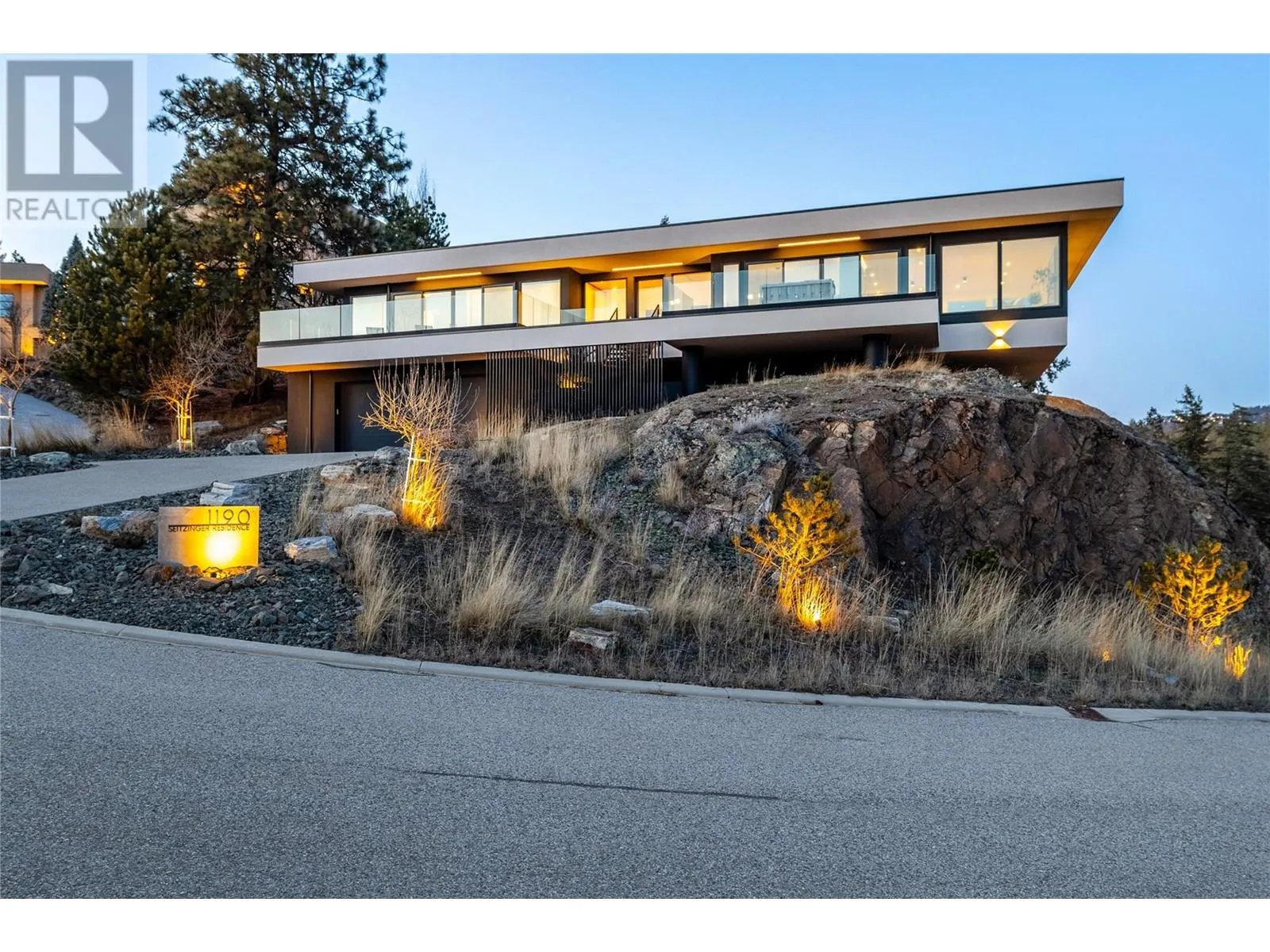 1190 Stoneypointe Court