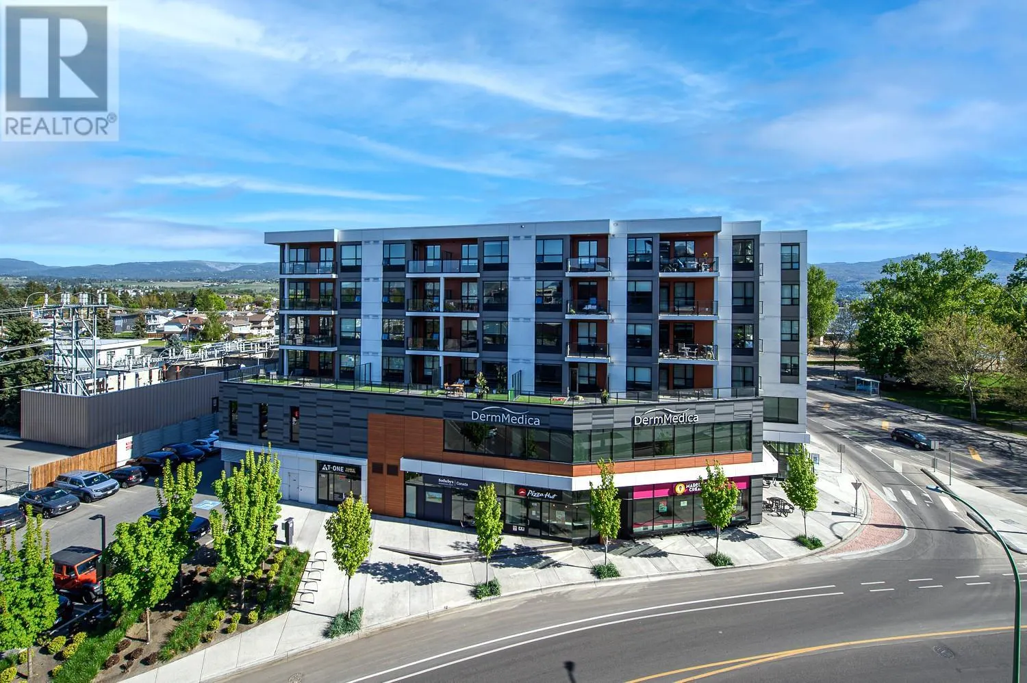 3409 Lakeshore Road Unit# 403
