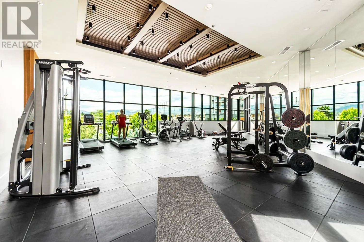 3409 Lakeshore Road Unit# 403