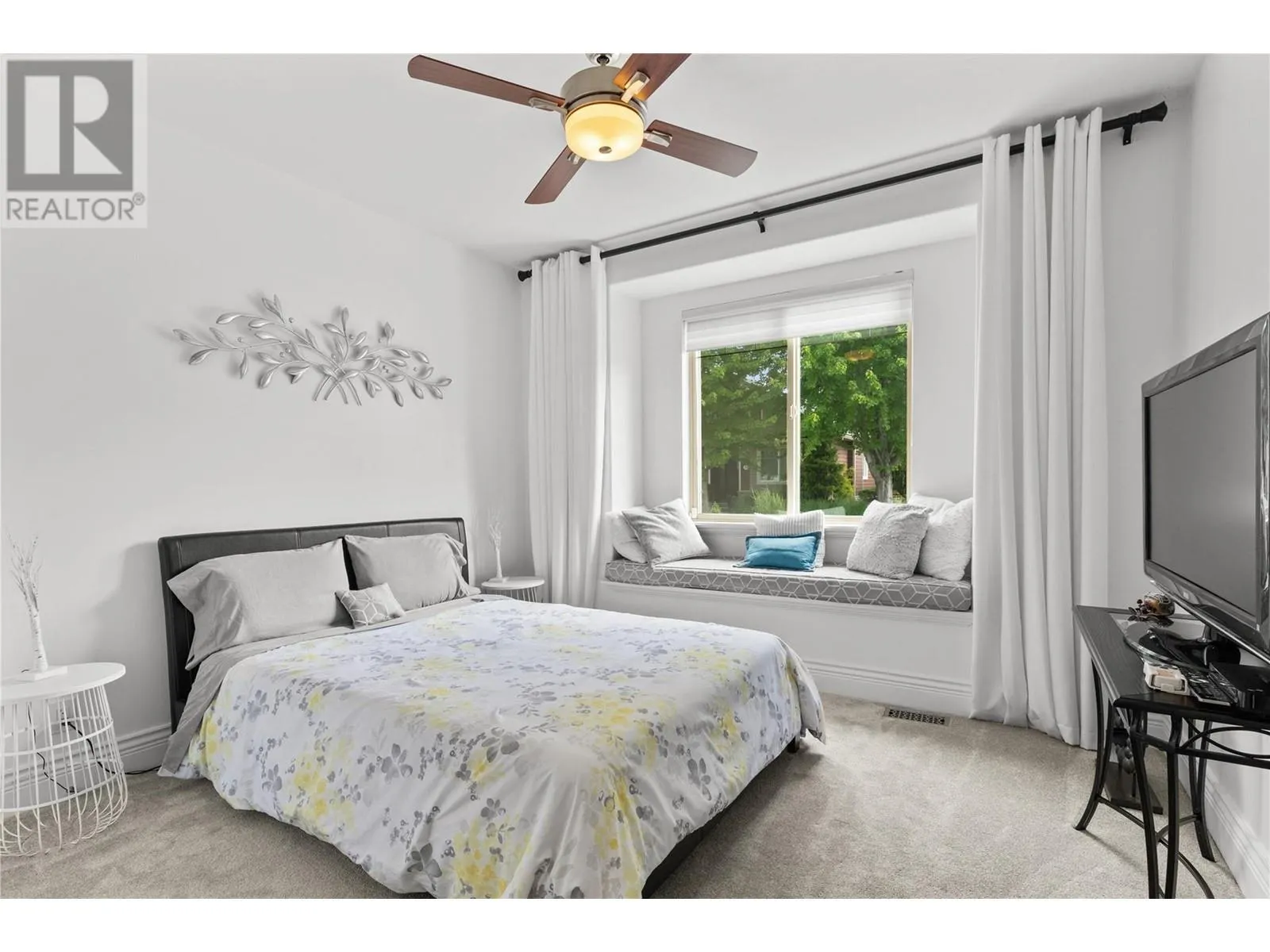 4450 Gordon Drive Unit# 154