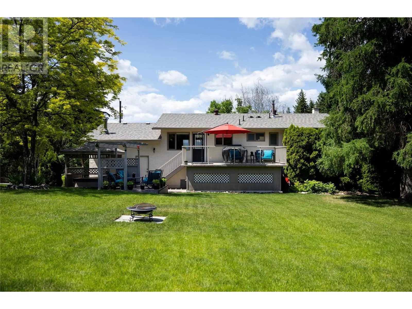 3429 Larch Drive