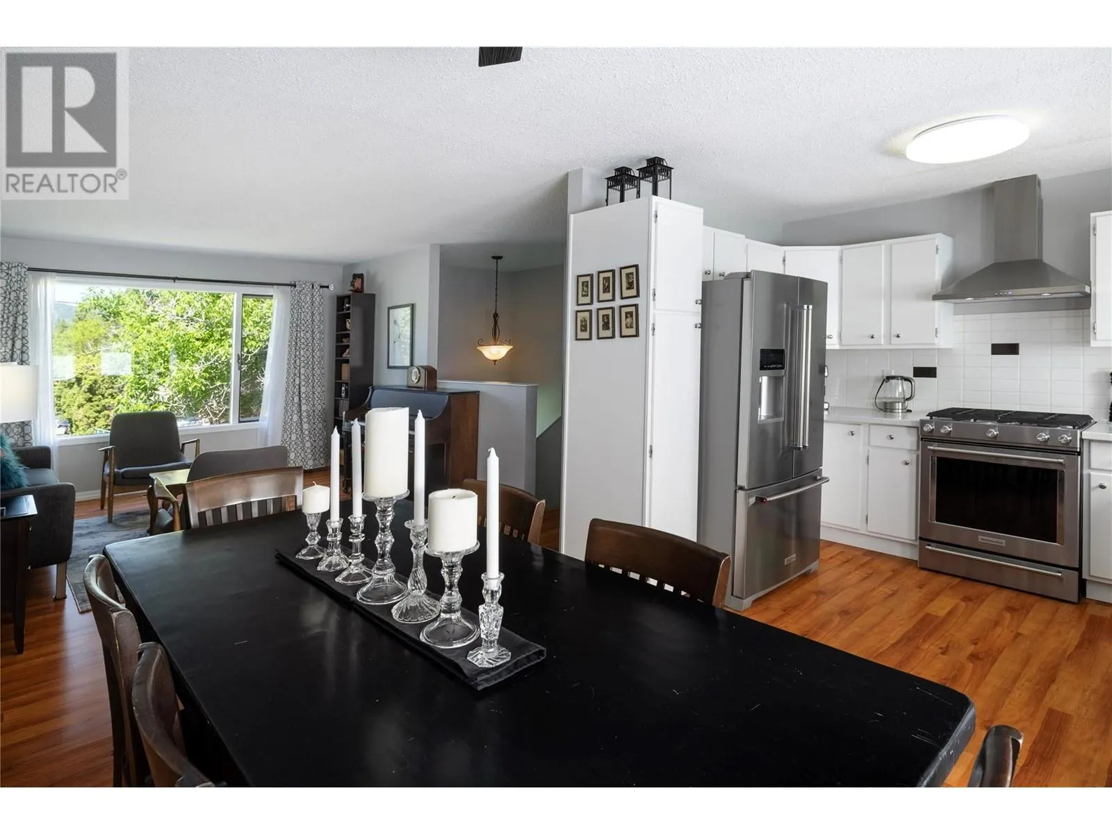 3429 Larch Drive