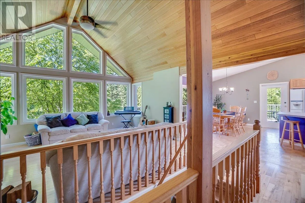 4399 Bird Creek Road
