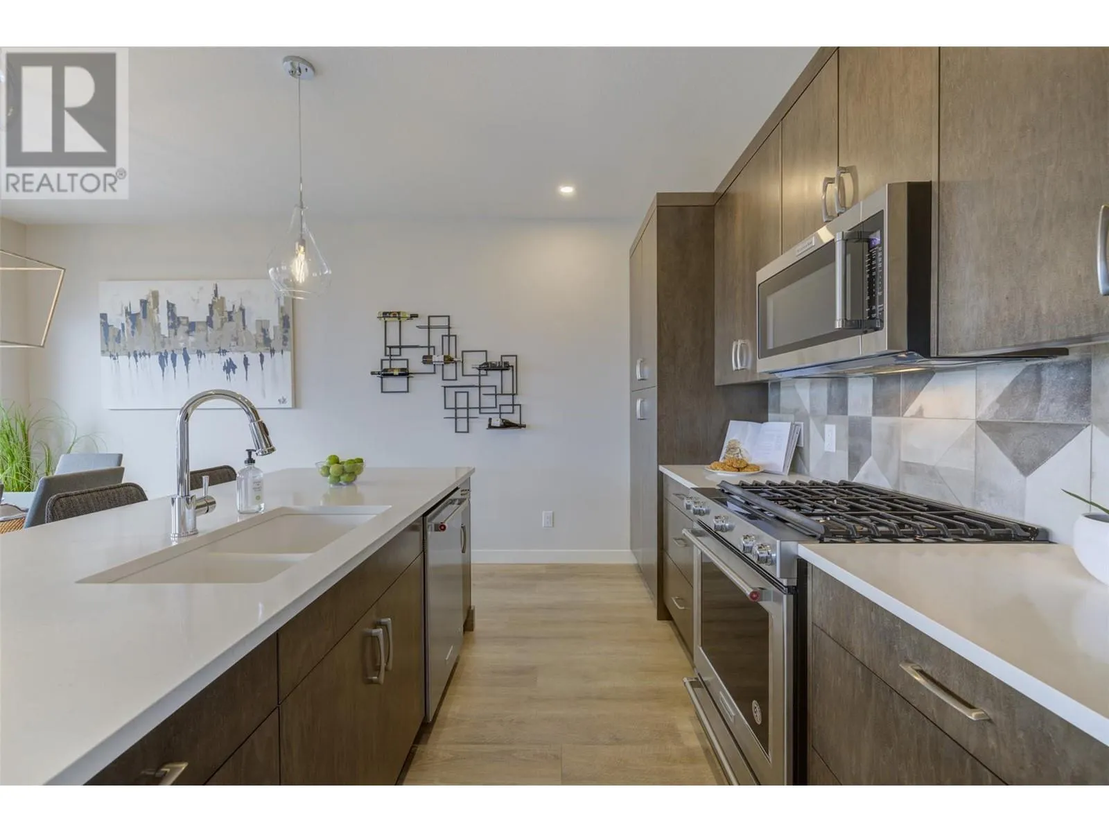3385 Lavender Lane