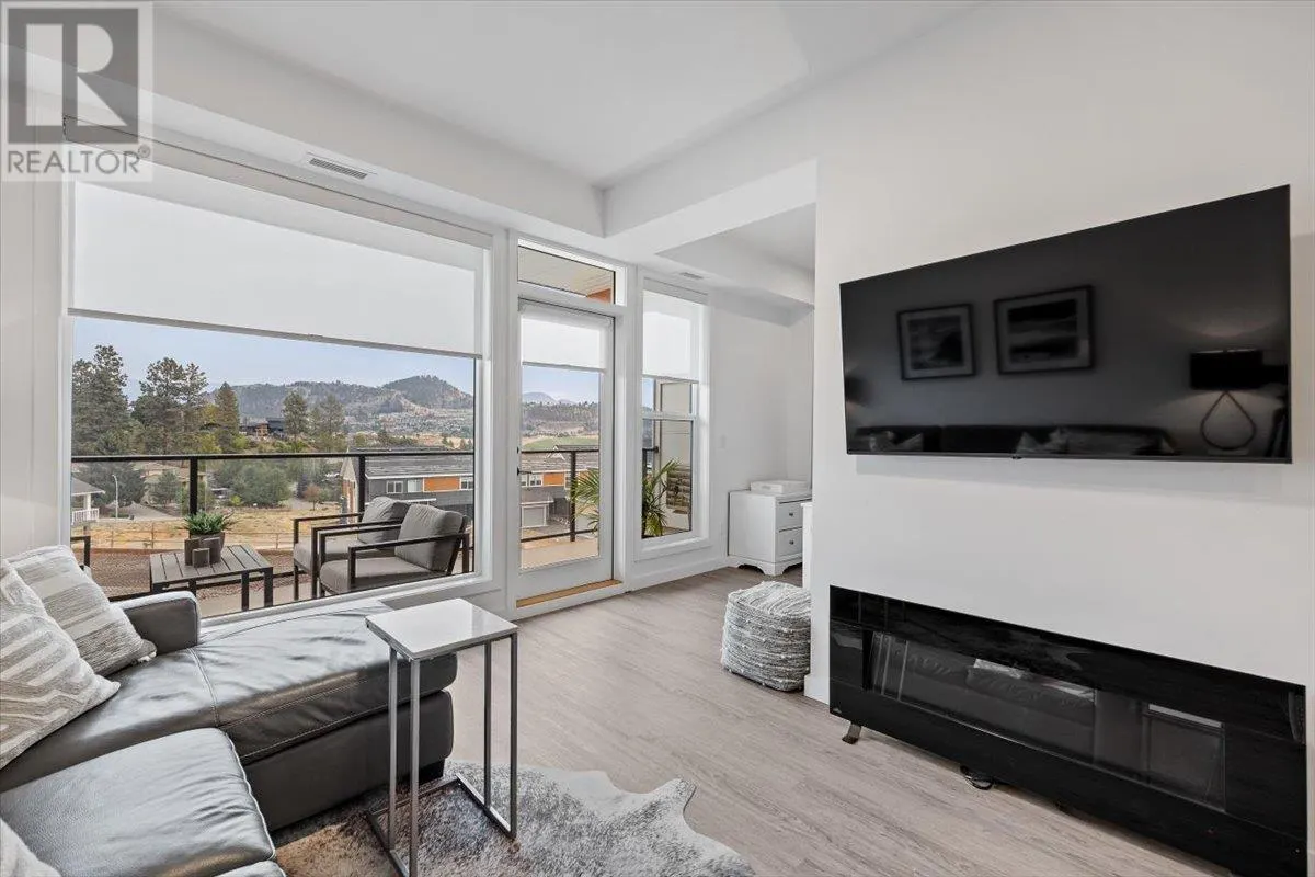 685 Boynton Place Unit# 28