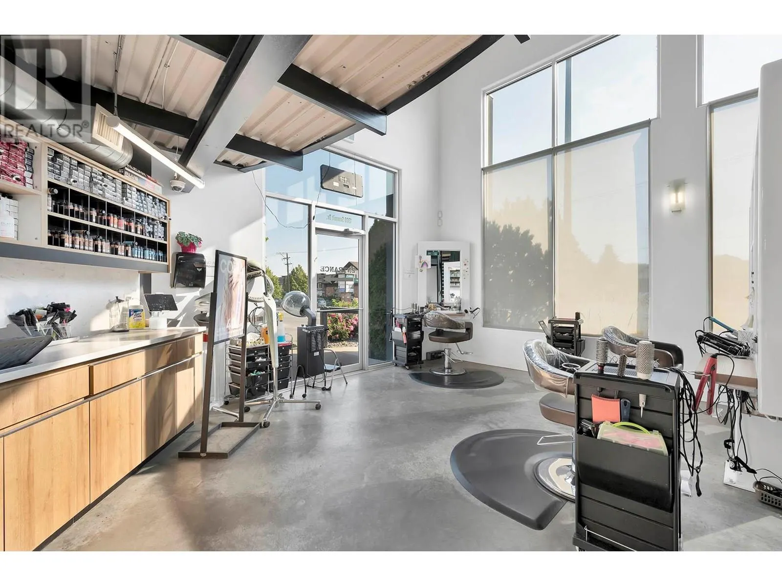 1300 SUMMIT Drive