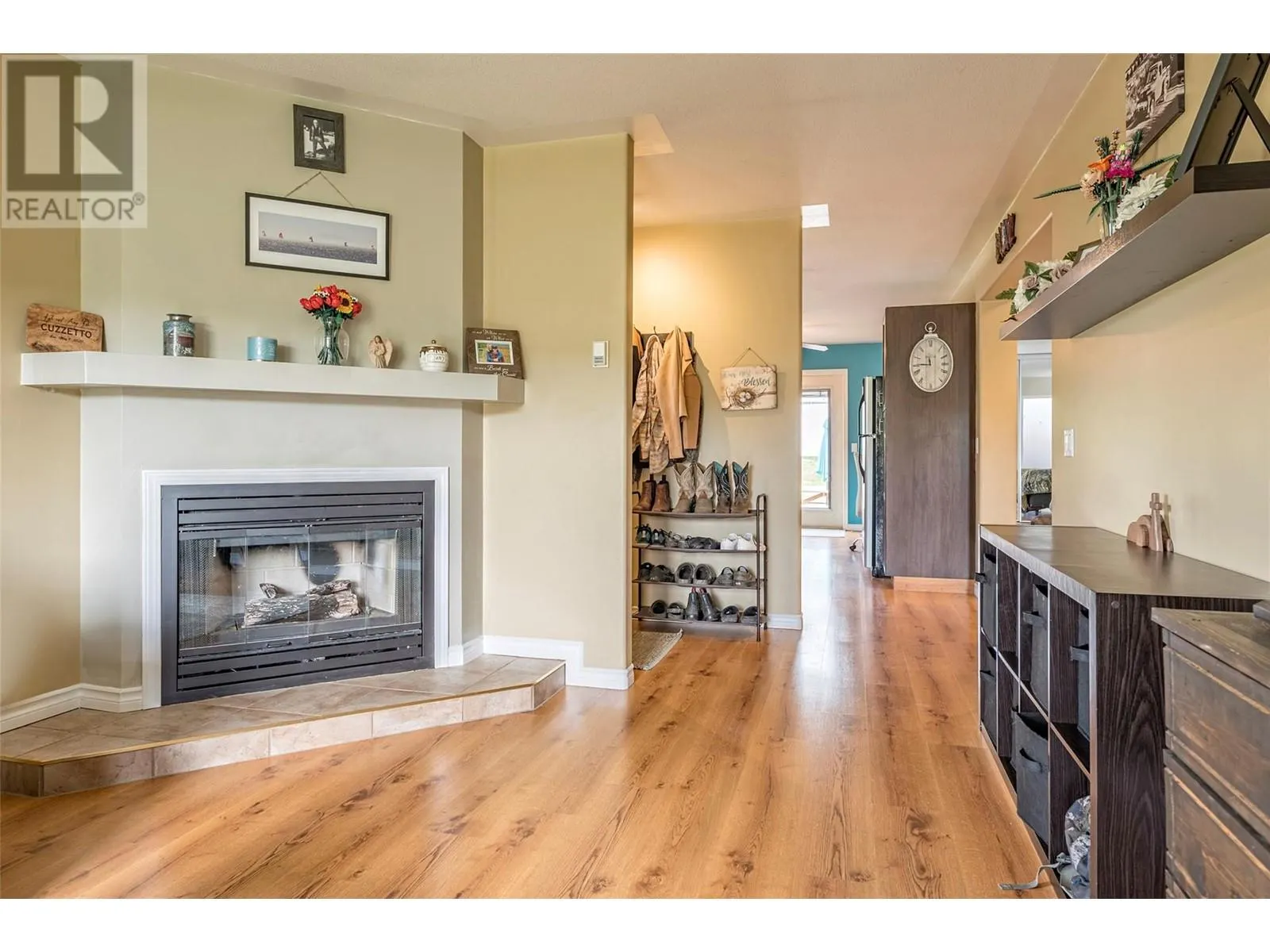 6111 Bella Vista Road