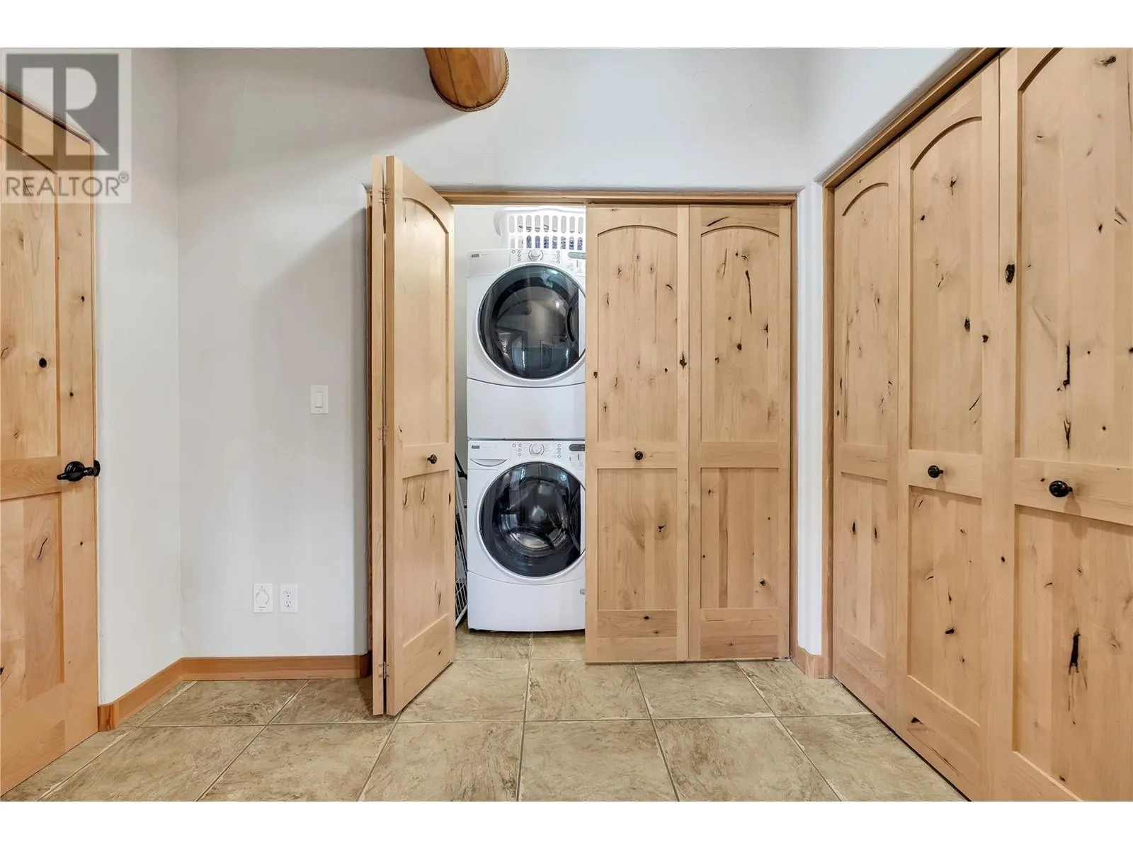 483 Maurice Street Unit# 105
