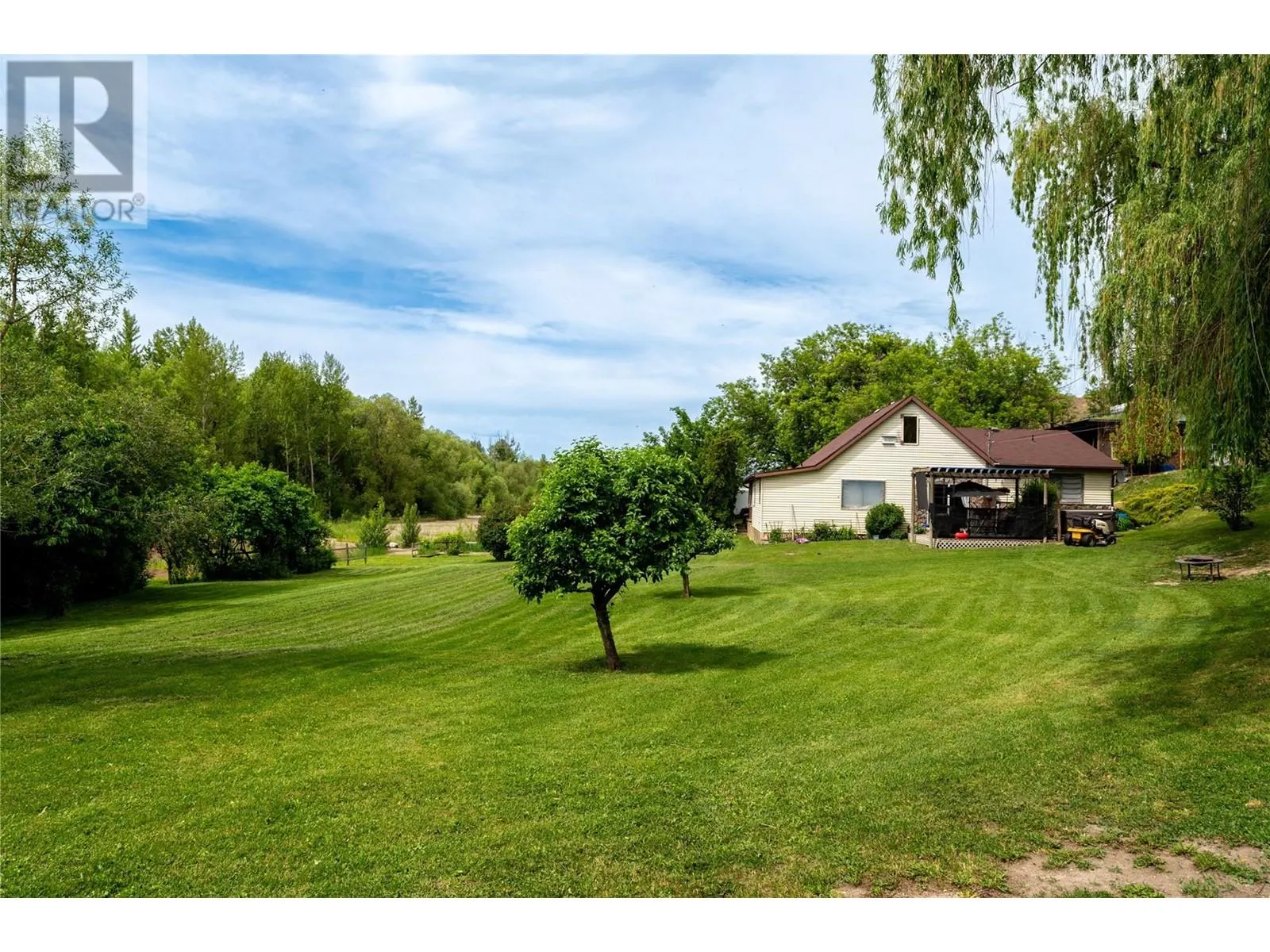 5902 Pleasant Valley Road