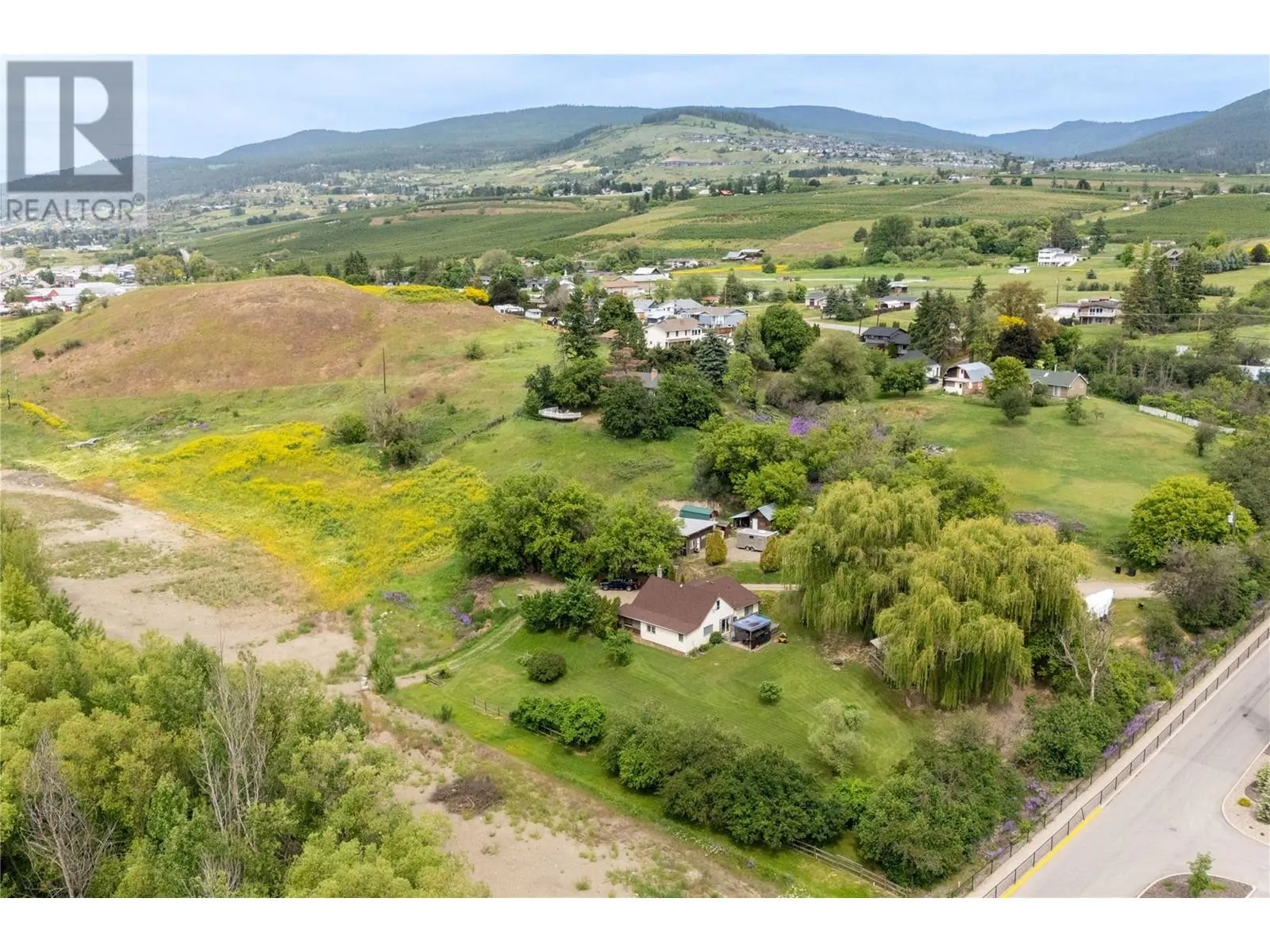 5902 Pleasant Valley Road