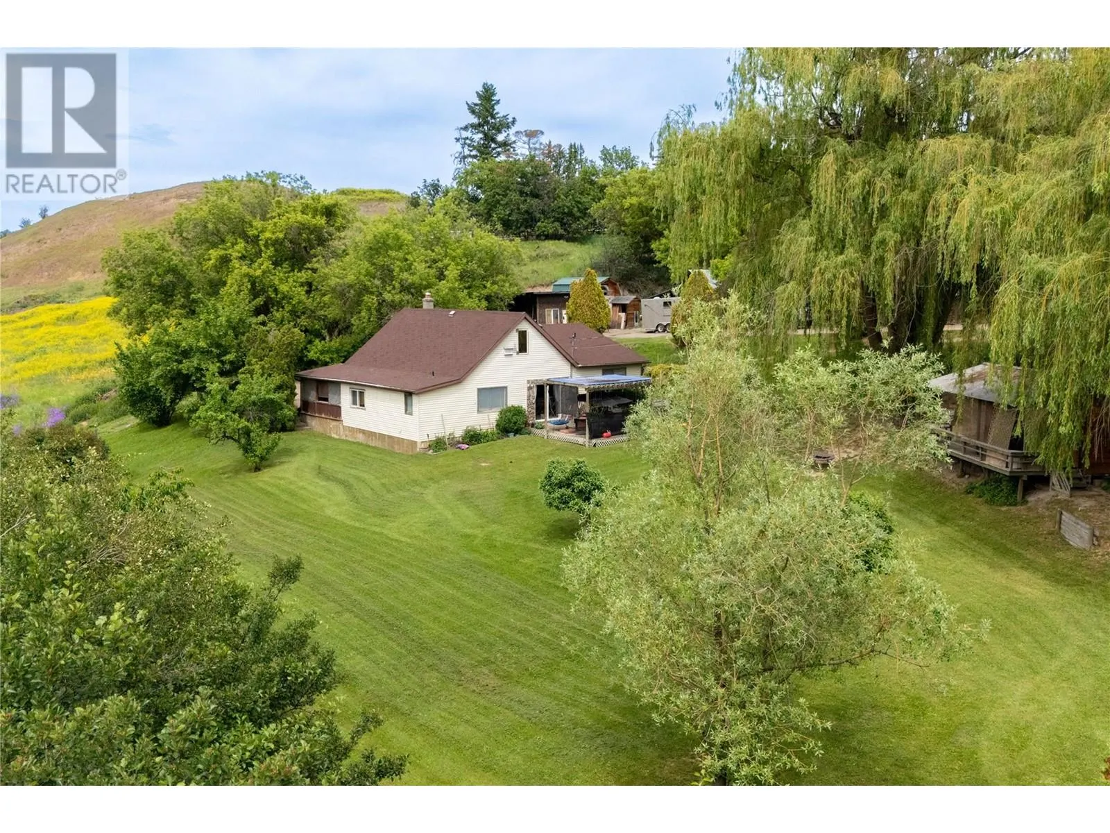 5902 Pleasant Valley Road