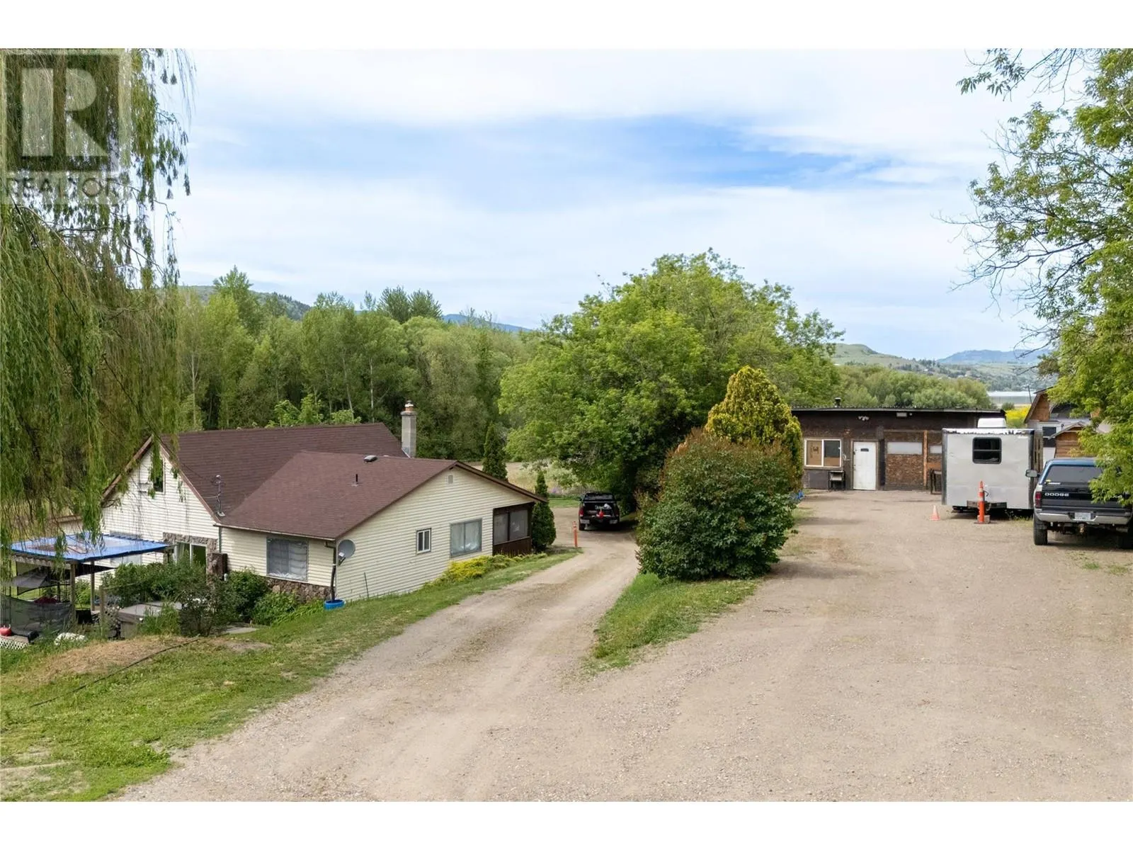 5902 Pleasant Valley Road