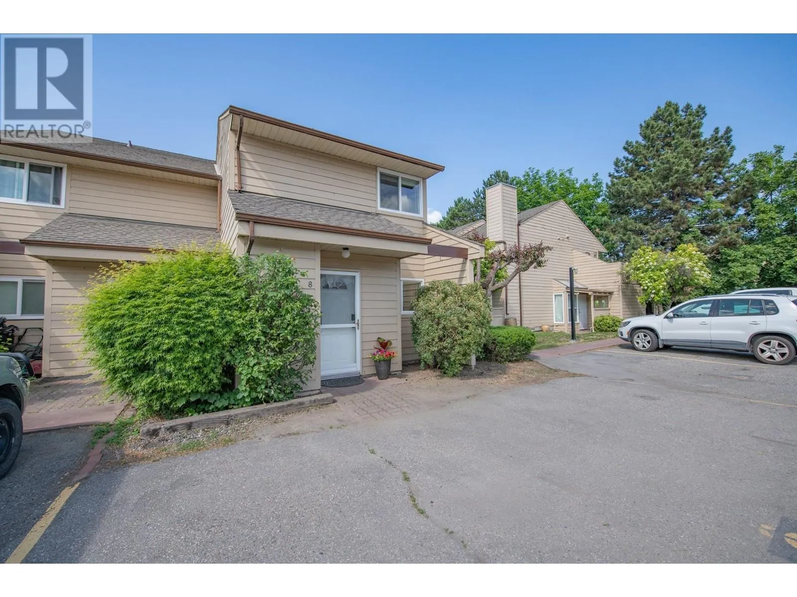 5300 25 Avenue Unit# 8