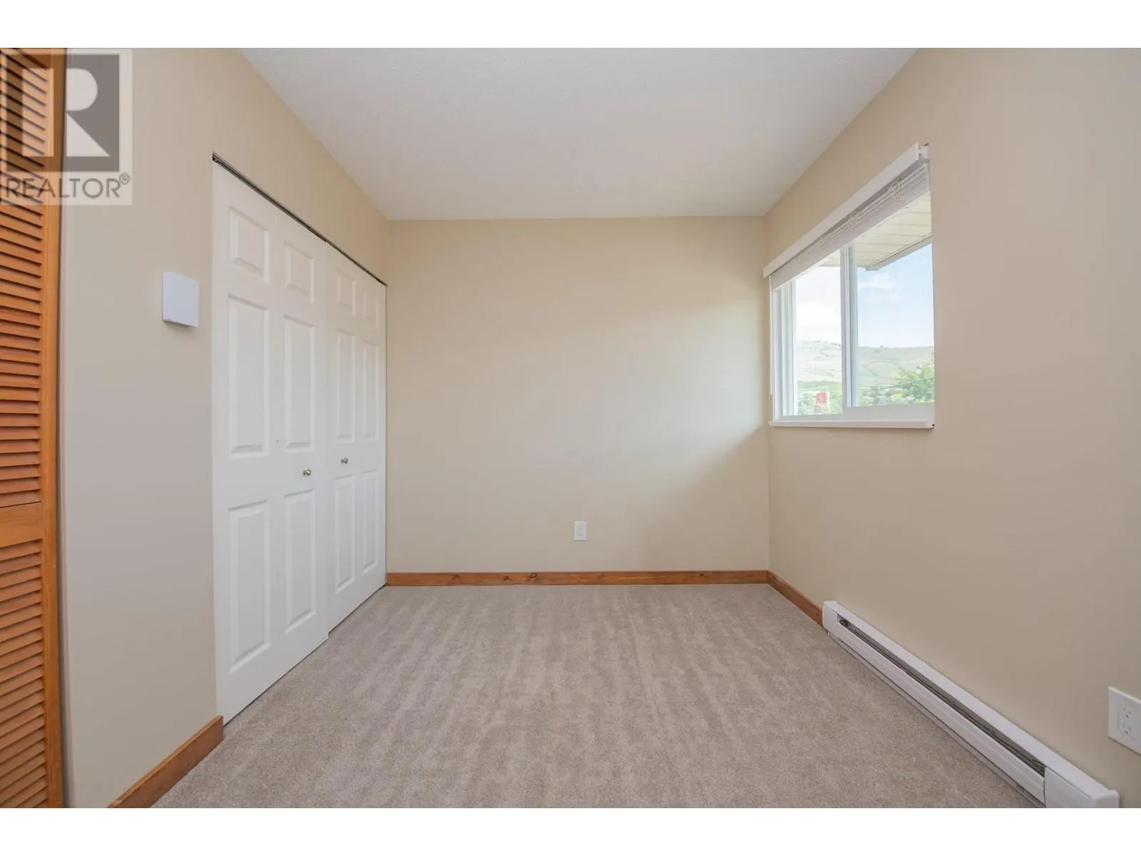 5300 25 Avenue Unit# 8