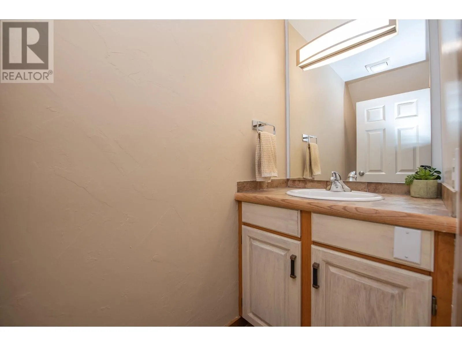5300 25 Avenue Unit# 8