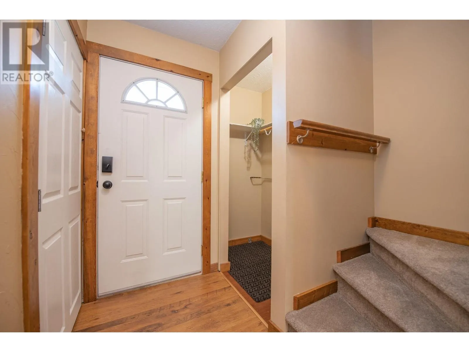 5300 25 Avenue Unit# 8