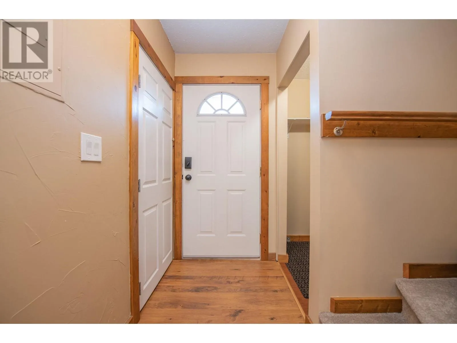 5300 25 Avenue Unit# 8
