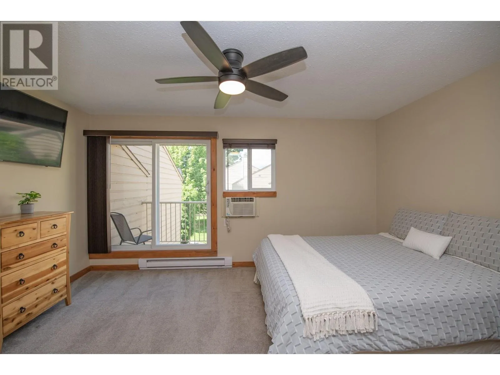 5300 25 Avenue Unit# 8