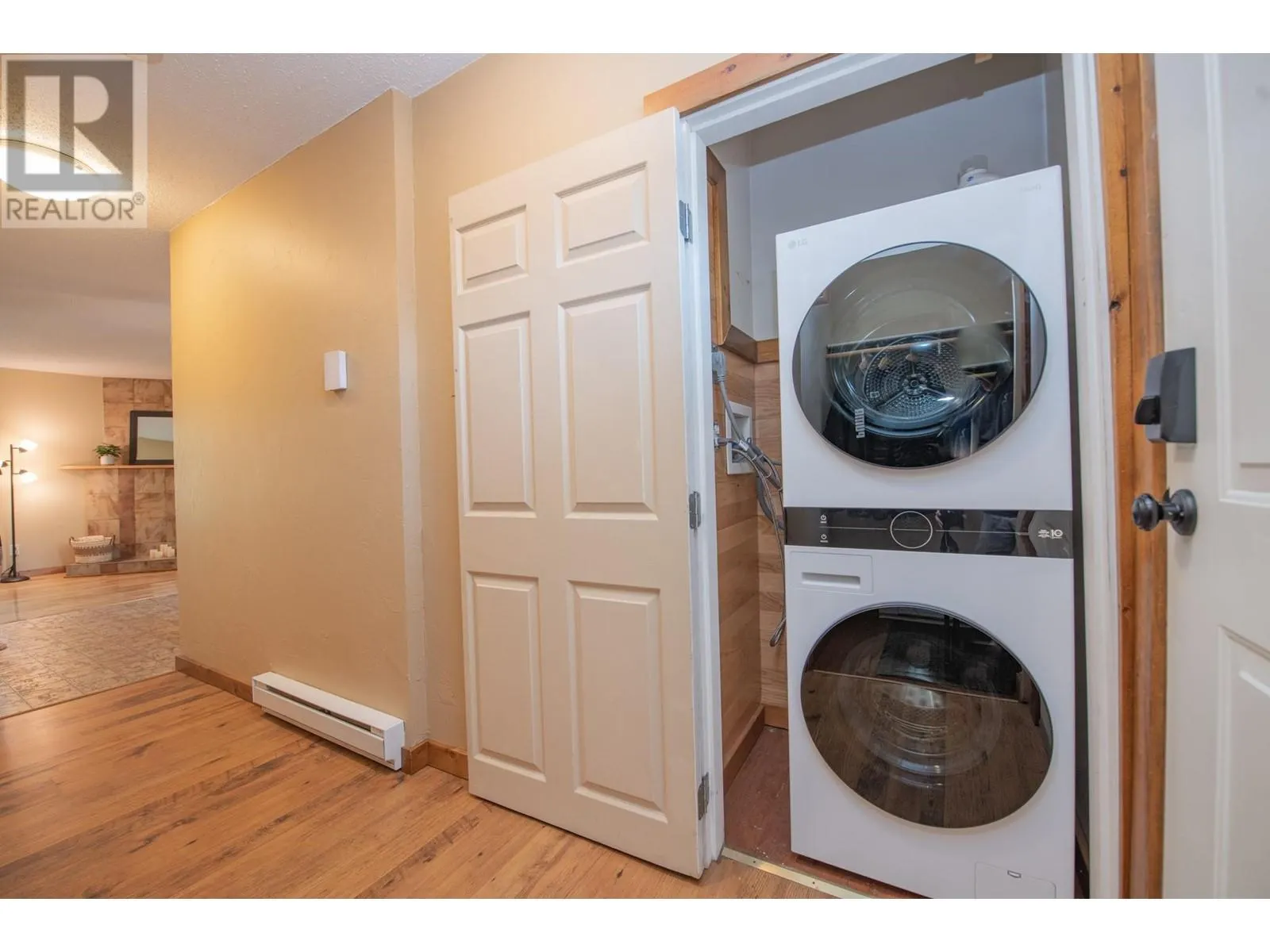 5300 25 Avenue Unit# 8