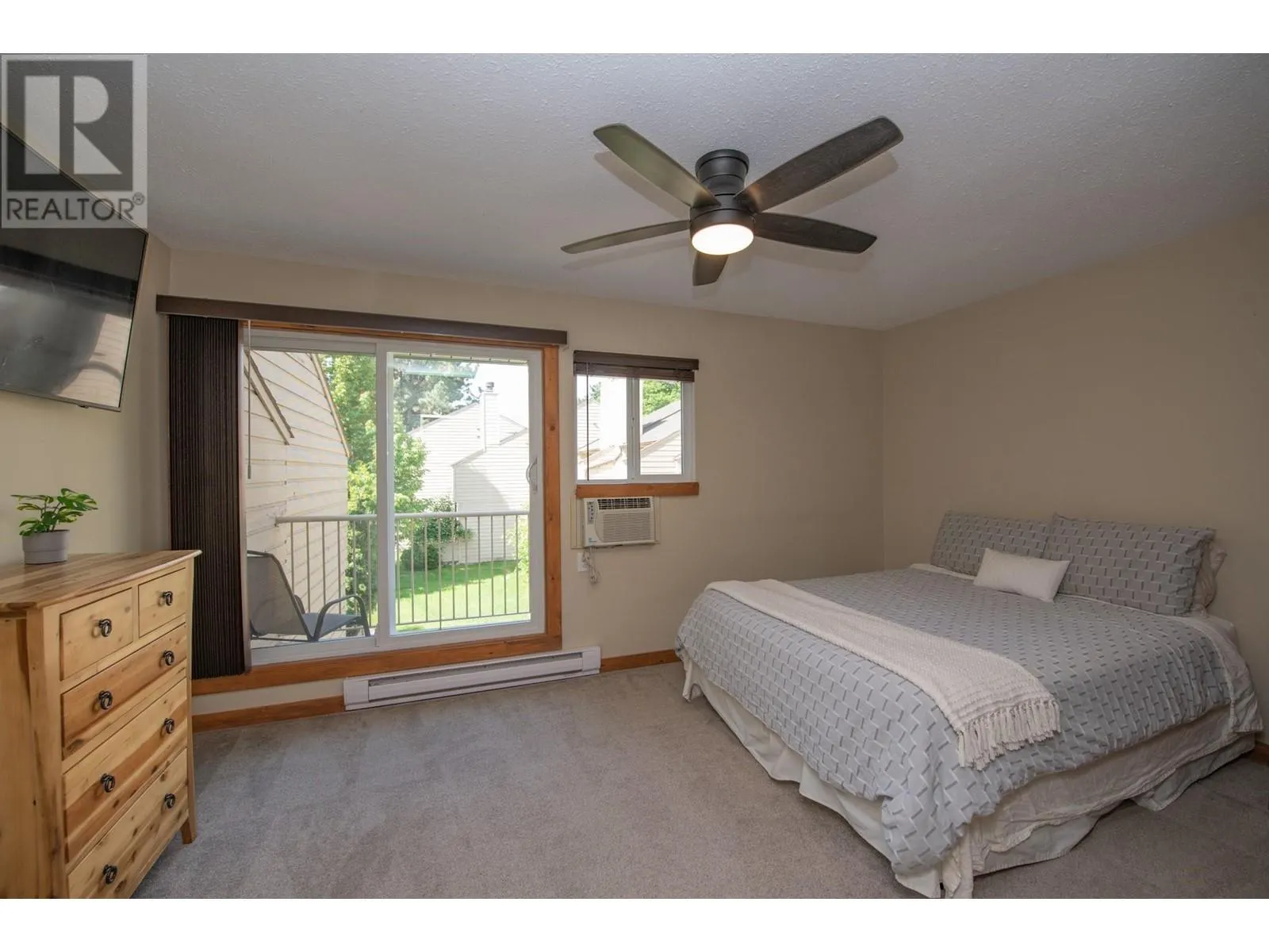 5300 25 Avenue Unit# 8