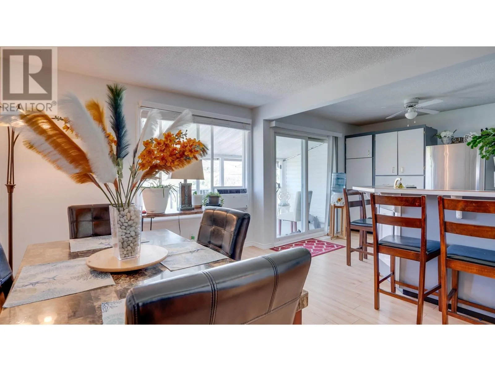 1508 37 Street
