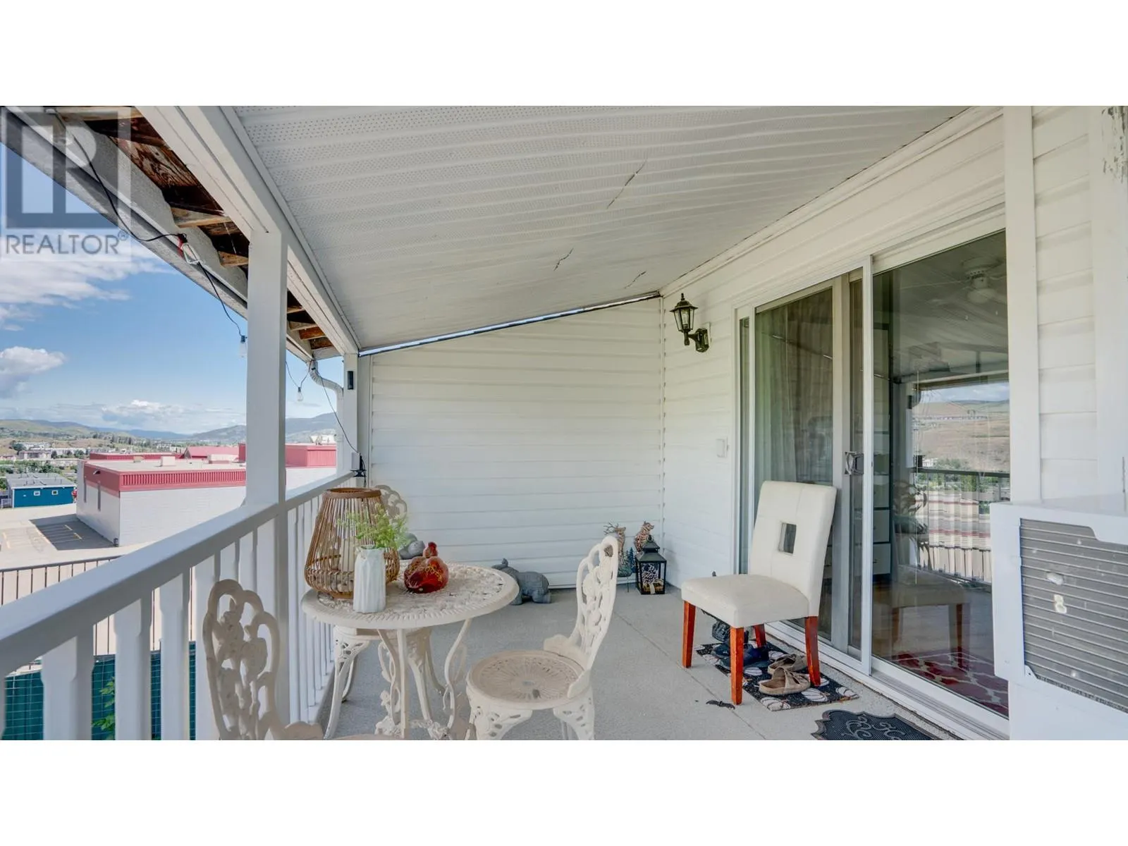 1508 37 Street