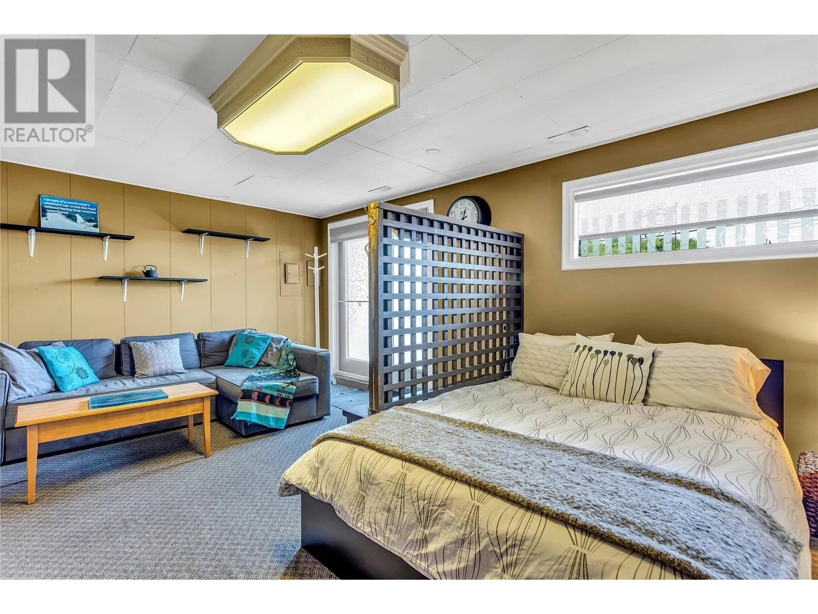 2370 Thacker Drive