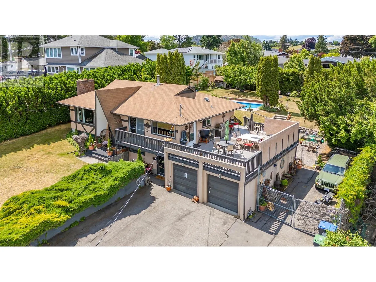 2370 Thacker Drive