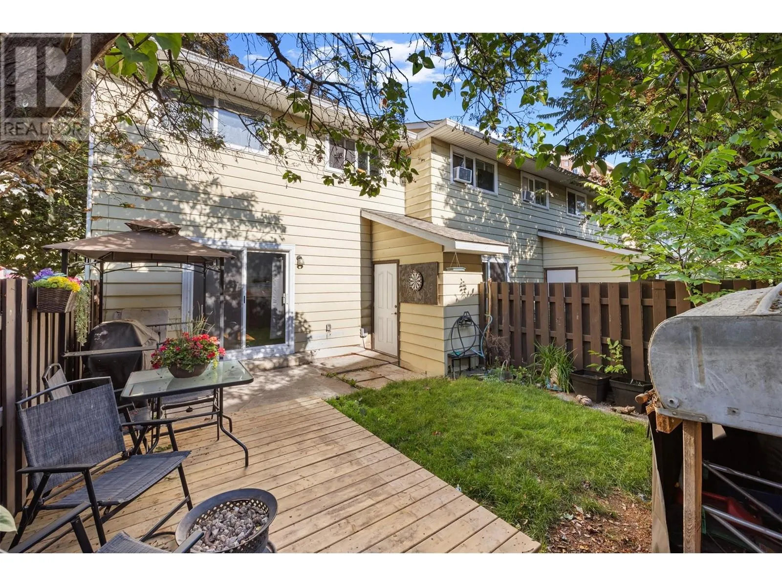 1153 Bernard Avenue Unit# 11