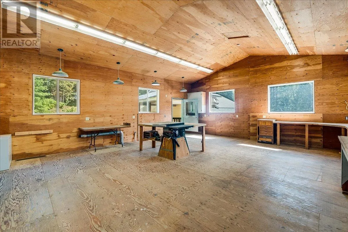 5270 Callbeck Road