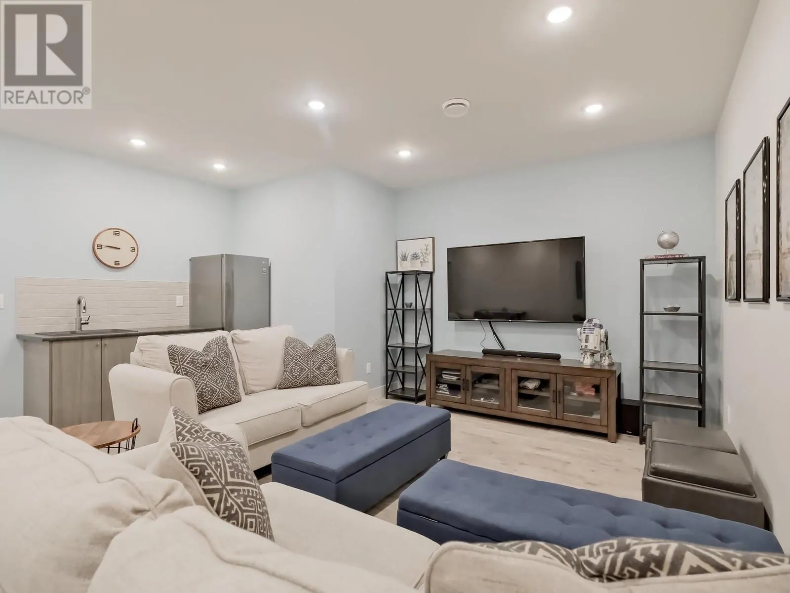72 Forest Edge Drive