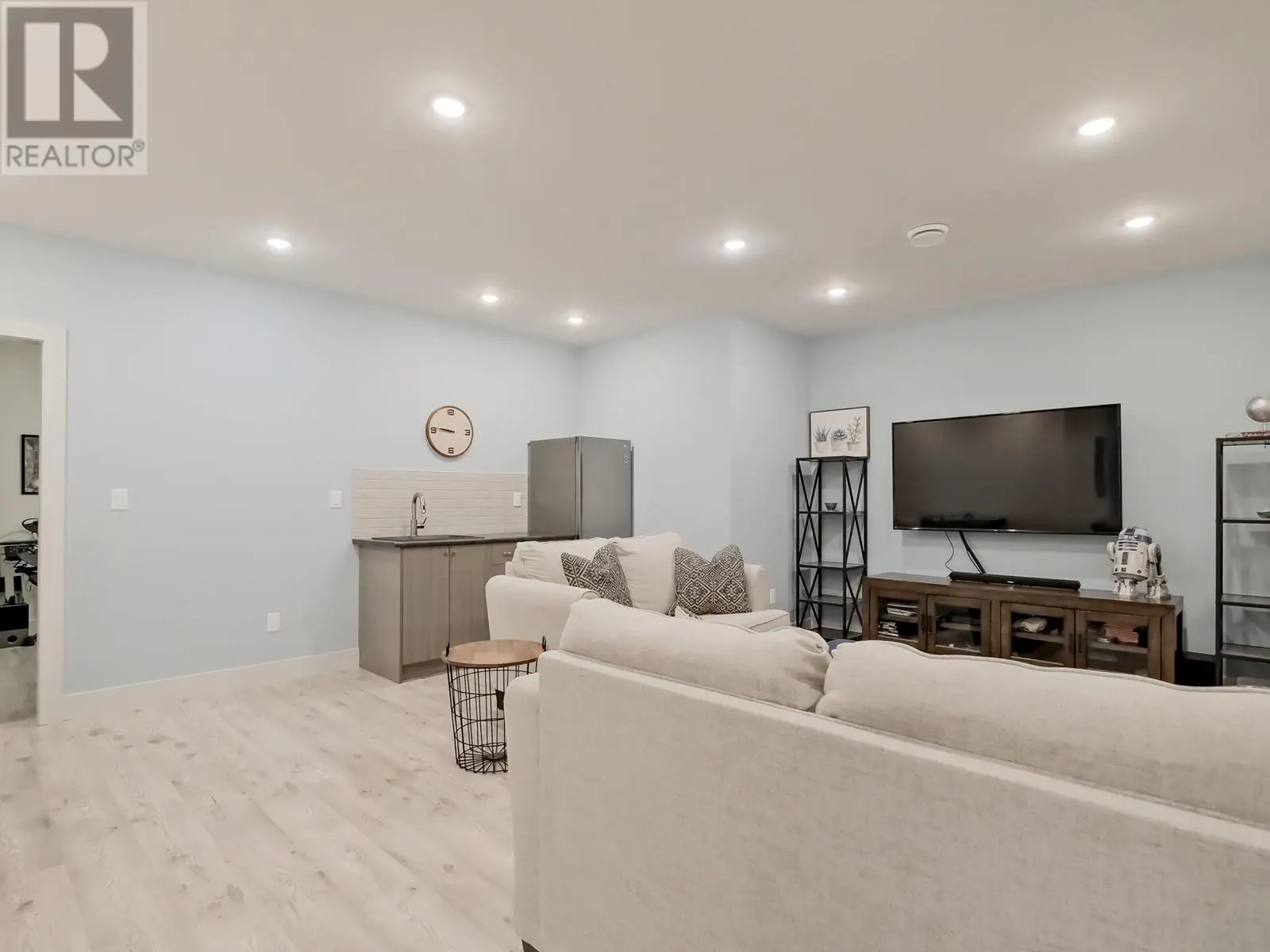 72 Forest Edge Drive