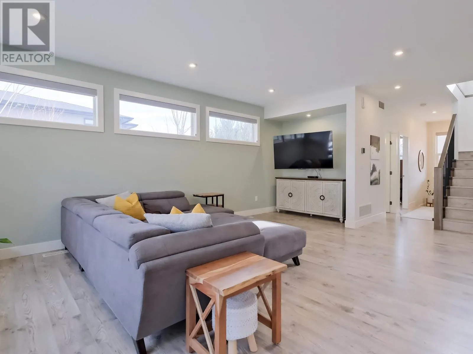 72 Forest Edge Drive