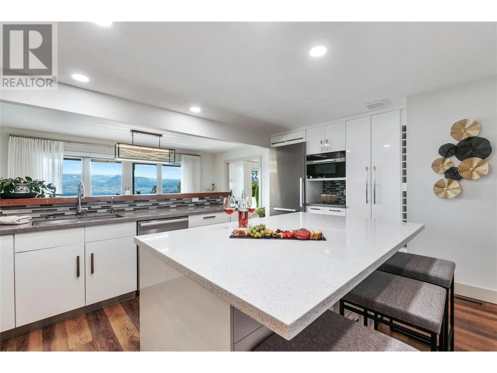 1306 Smethurst Road